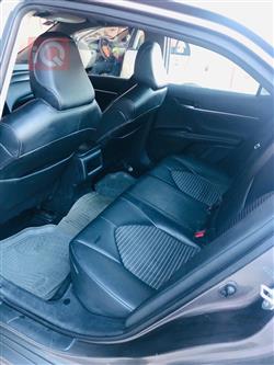 تۆیۆتا کامری